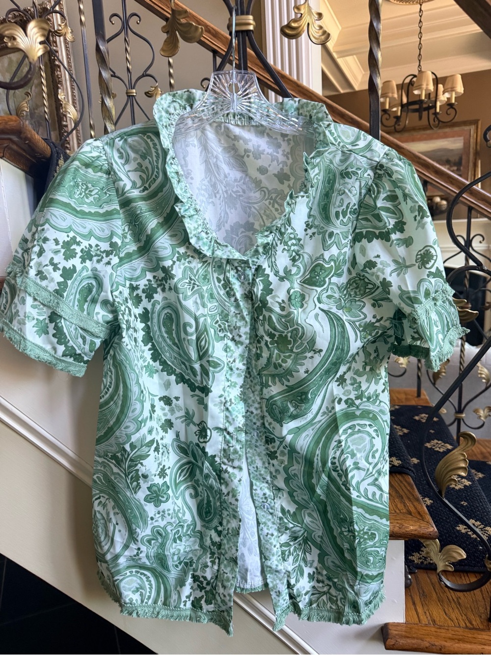 Green- White Summer top. Ruffle neck . Button front. Size S NWOT